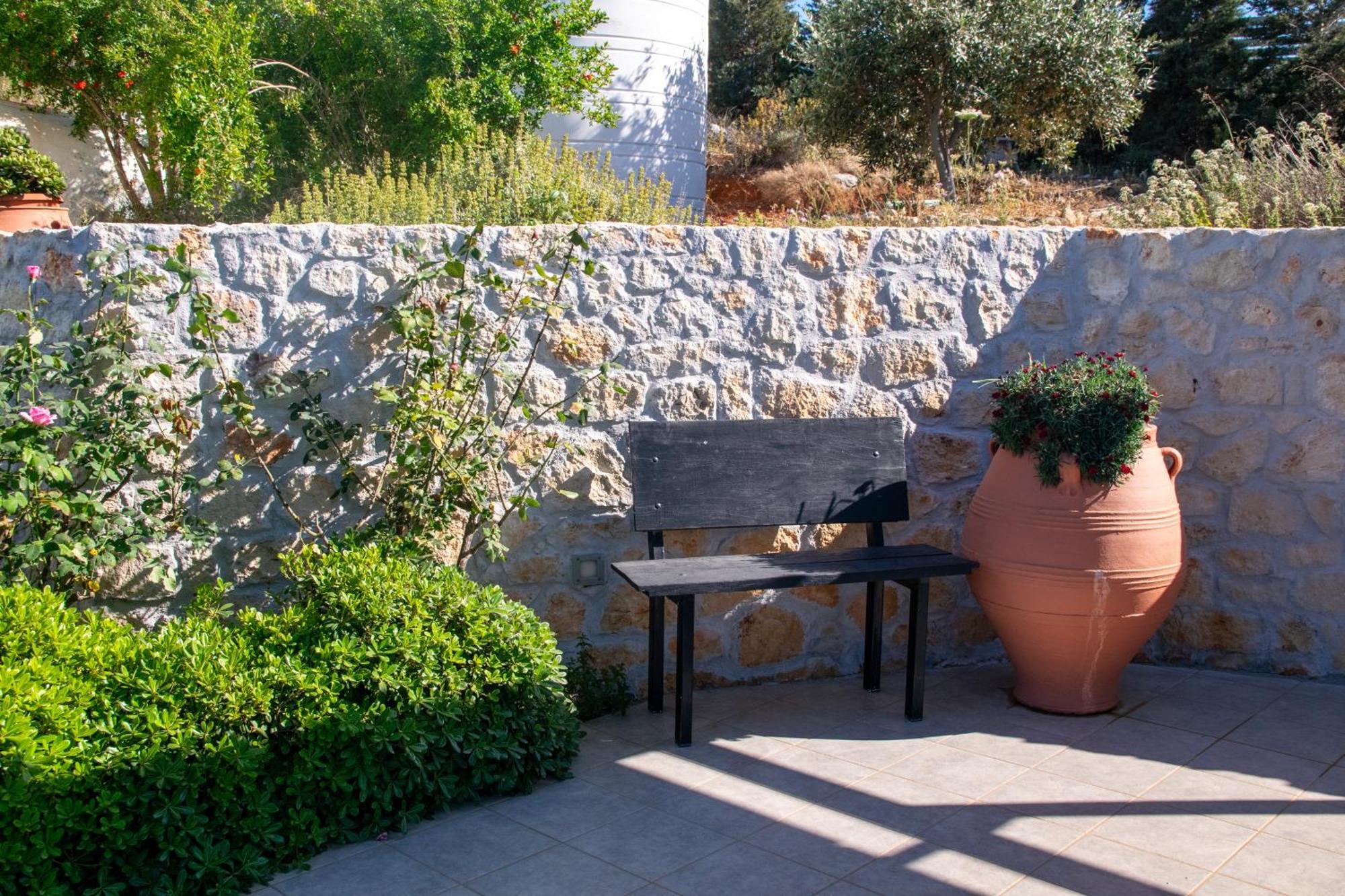 คาทาคิส วิลลา Villa Agios Onoufrios ภายนอก รูปภาพ